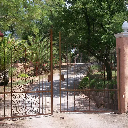 Les Les Mayombes Casa vacanze