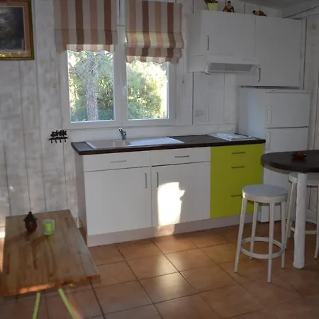 Les Les Mayombes Dom wakacyjny Roquebrune-sur Argens