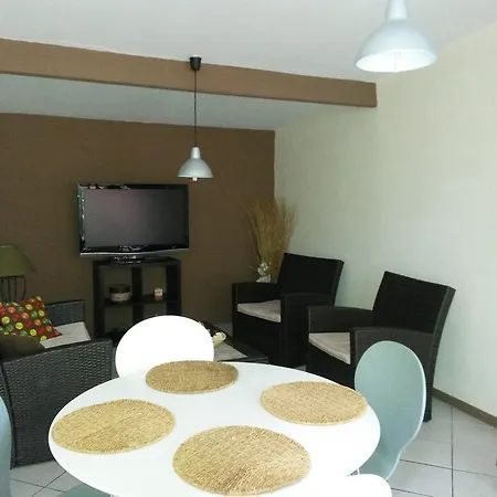 Les Les Mayombes * Roquebrune-sur Argens