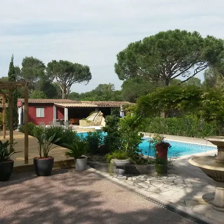 Les Les Mayombes * Roquebrune-sur Argens