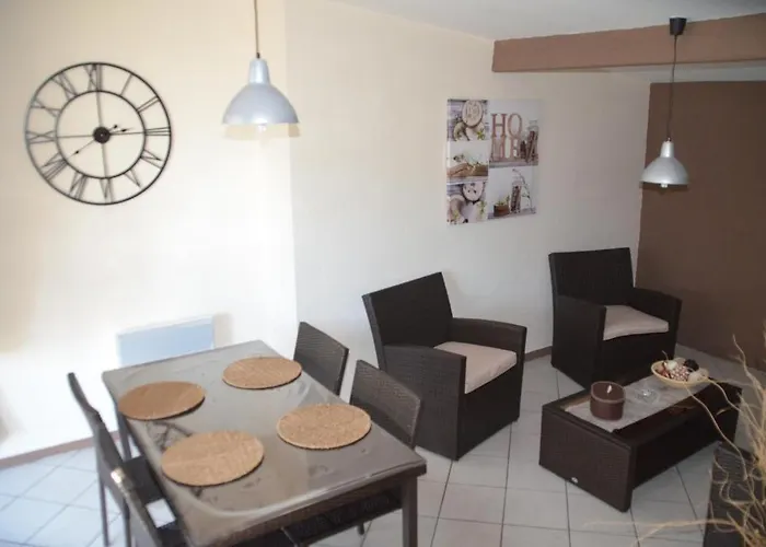 Les Les Mayombes * Roquebrune-sur Argens