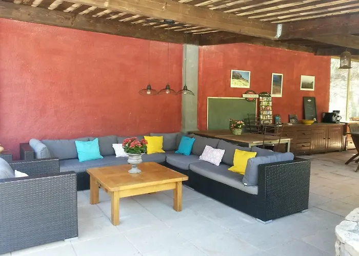 Les Gites Les Mayombes Tatil Evi *